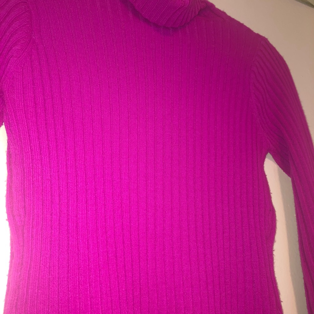 Free People Small Fuschia Ribbed Turtle Neck - Picture 4 of 7